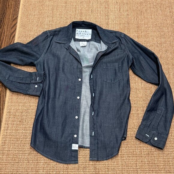 🆕FRANK & EILEEN Barry Raw Rinse Denim Shirt Small - Picture 3 of 3